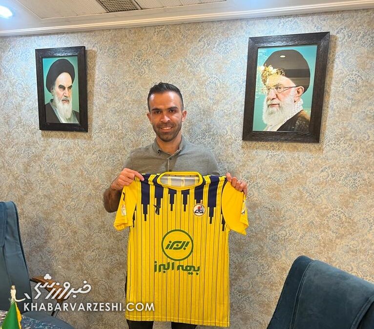 عکس| بازیکن استقلالی به تیم خوزستانی پیوست