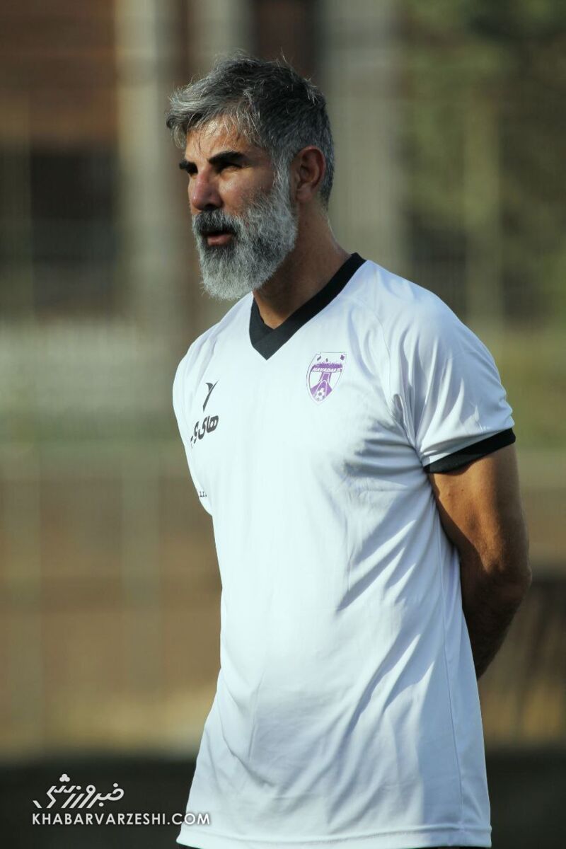 عکس| مربیان پرسپولیس در لباسی ناشناخته