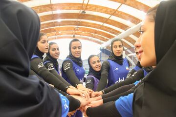 شکست دختران والیبالیست ایران مقابل تایلند