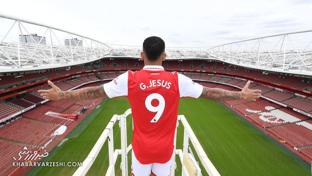 ستاره جدید قرمزها رسماً معرفی شد/ شماره ۹ برتن مهاجم تیم قهرمان