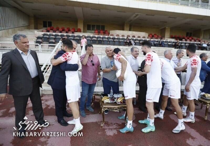 سید جلال و کریم عصای دست یحیی می شوند/ این ستاره ها دو تا مبصر می خواهد!/ مهدی عبدی اول آقای گل شود؛ بعد برود