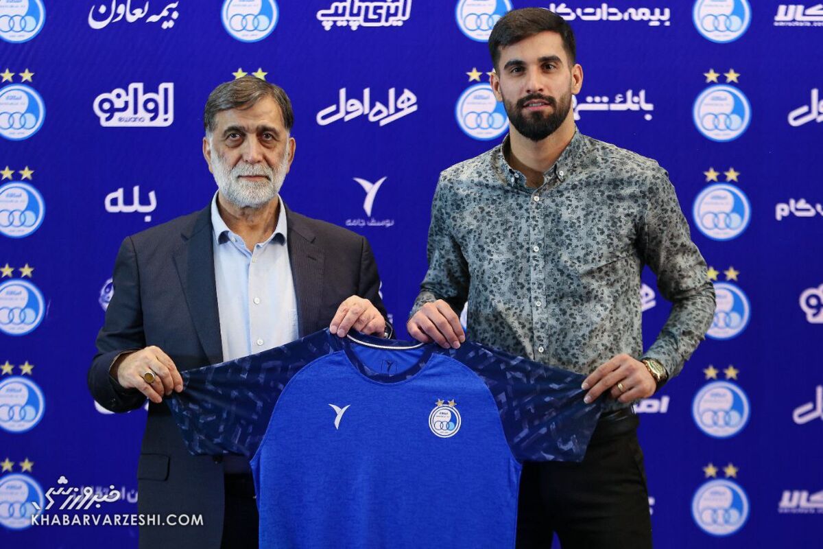 رونمایی از خرید جدید آبیها/ مدافع هوادار رسماً به استقلال پیوست