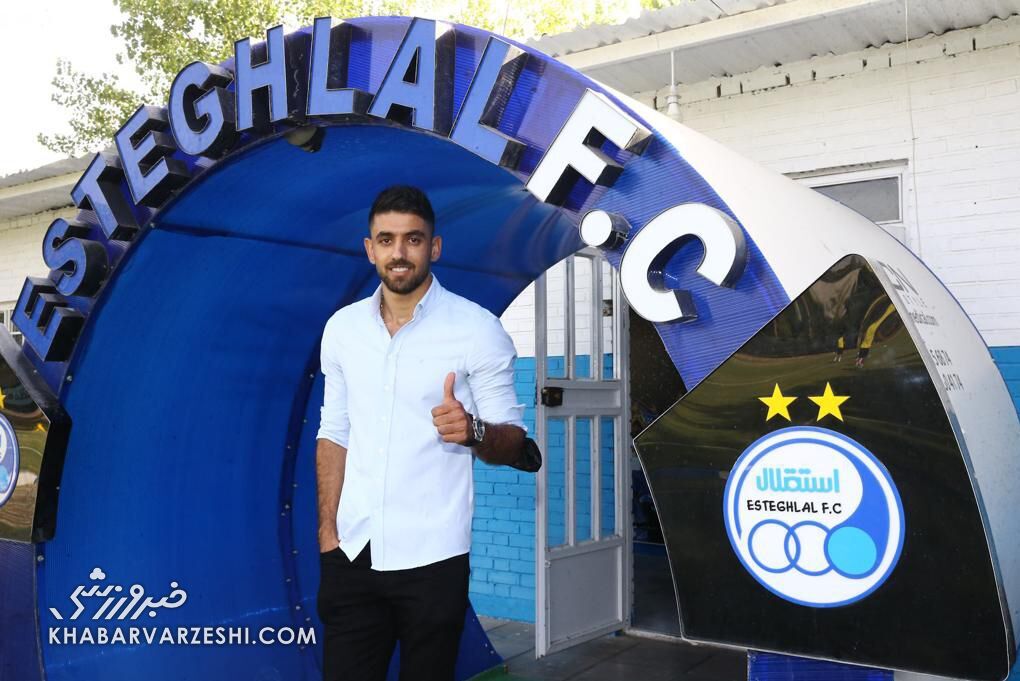 عکس| خرید جنجالی استقلال در جمع شاگردان ساپینتو