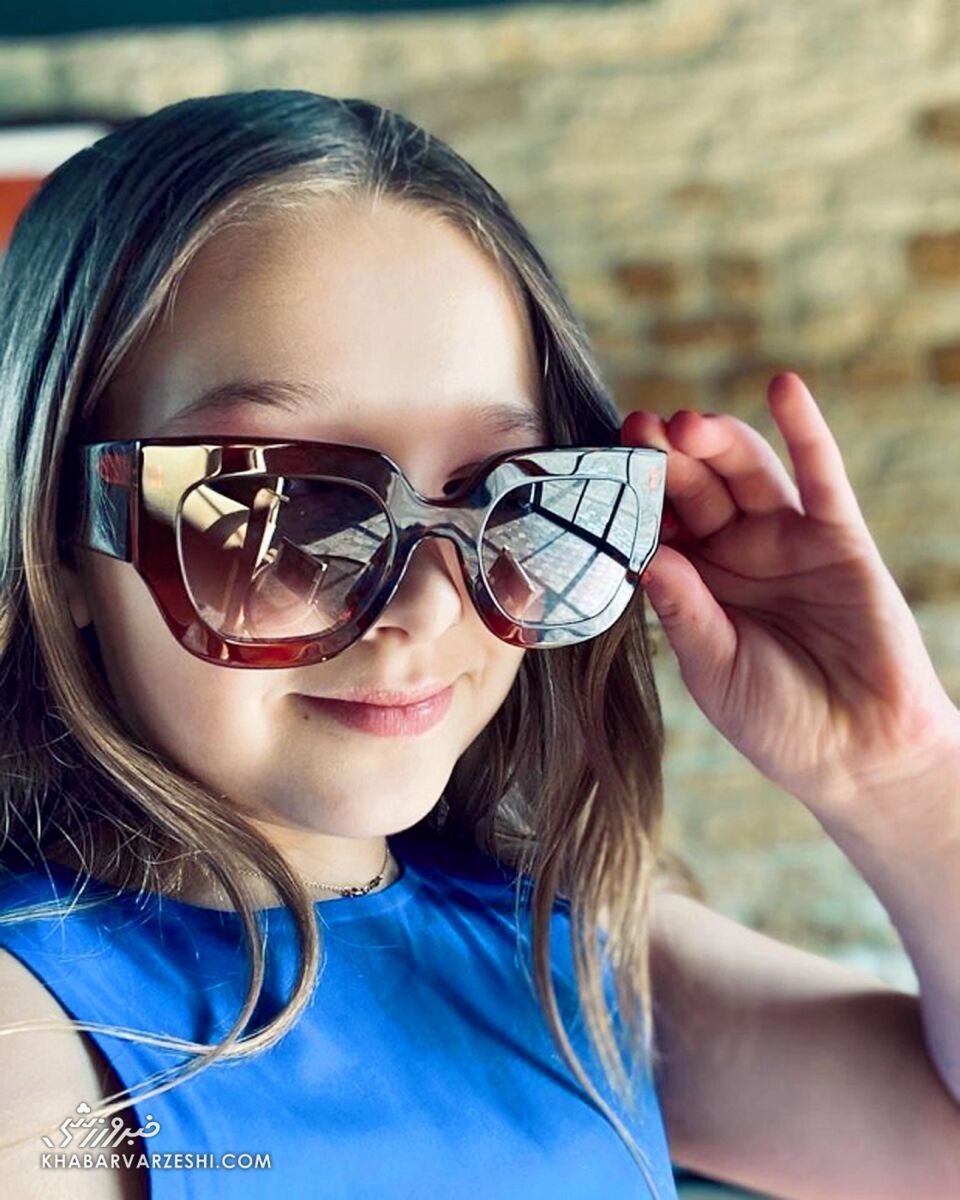 دنیا به کام فرزندان دیوید بکام است/ با اعضای خانواده این اسطوره فوتبال آشنا شوید/ از عکاس و فوتبالیست تا مدل!