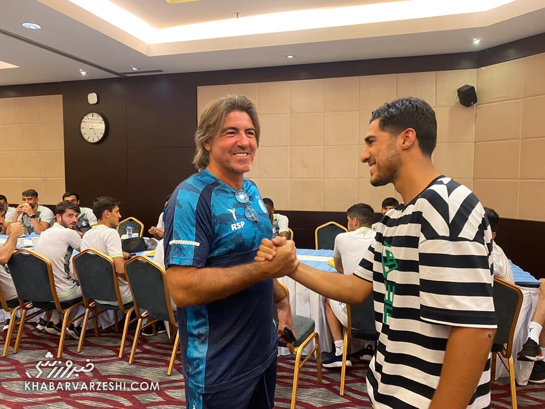 عکس| بازیکن ملی پوش در اردوی استقلال/ ملاقات با ریکاردو ساپینتو