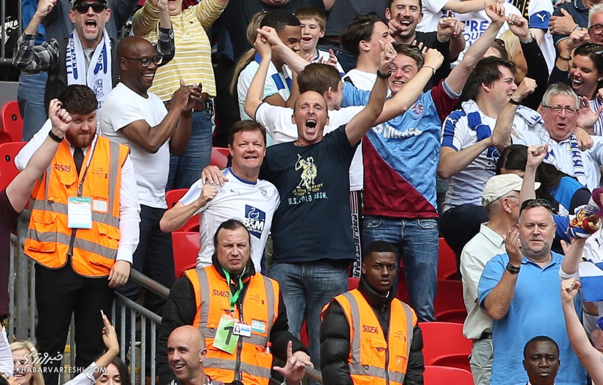 سرگرمکنندهترین داور فوتبال کیست؟/ داوری که به داورها فحاشی میکرد!/ از هیچ کاری پشیمان نیستم!/