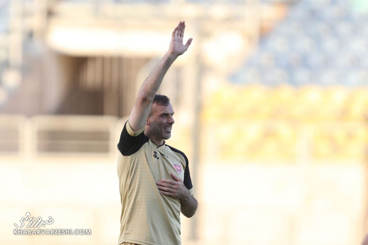 عکس| انتقاد باشگاه ملوان از اطلاعیه پرسپولیس/ بازی خداحافظی کاپیتان پرافتخار سرخ‌ها لغو شد!