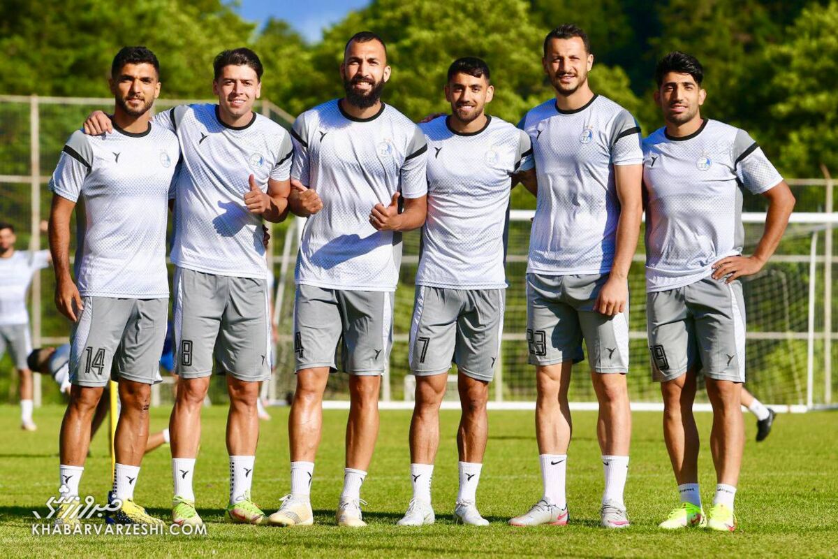 عکس| رونمایی از وارث پیراهن فرهاد مجیدی در استقلال/ شماره بازیکنان جدید آبیها در ترکیه مشخص شد