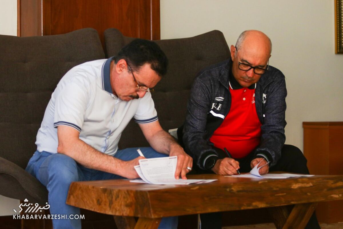 پیرمردی که از عشق آباد به ایران آمد/ قربان! مراقب باش اینجا قربانی نشوی!/ این مربی برف تبریز را می بیند؟