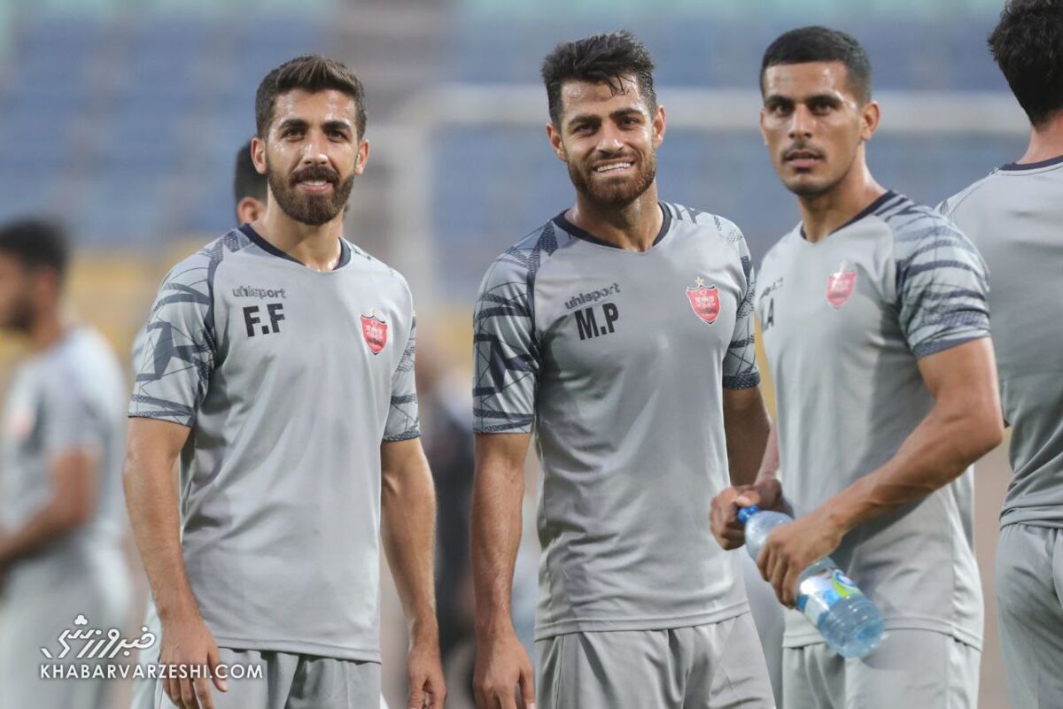 یحیی و چالش رسیدن به زوج دلخواه/ چینش دفاعی پرسپولیس در هفته اول مشخص شد یحیی و چالش رسیدن به زوج دلخواه/ چینش دفاعی پرسپولیس در هفته اول مشخص شد