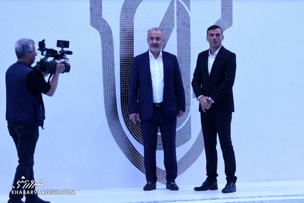 جمله دردسرساز باشگاه پرسپولیس در مورد سیدجلال!/ ماجرای یک اطلاعیه غیرحرفه ای و نامحترمانه؛ کاپیتان فقط سکوت کرد