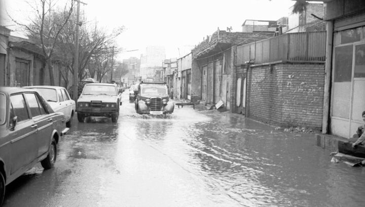 عکسهای ثبتشده از سیلهای سال ۱۳۶۵ در تهران