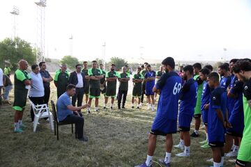 ۱۰۰۰ امتیاز رویایی؛ این مربی ایرانی در تاریخ رقابت‌های لیگ برتر جاوادنه شد