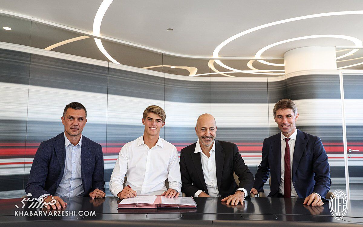 هافبک آیندهدار آبیها سرانجام قرمزپوش شد