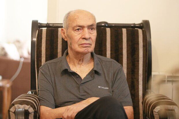 عکس| عیادت مدیرعامل پرسپولیس از یک پیشکسوت/ درویش پیگیر مسائل پزشکی شناسنامه پرسپولیس