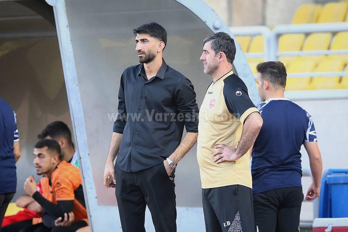 عکس| نقش جدید بیرانوند در پرسپولیس/ علی بیرو در لباس سرمربیگری