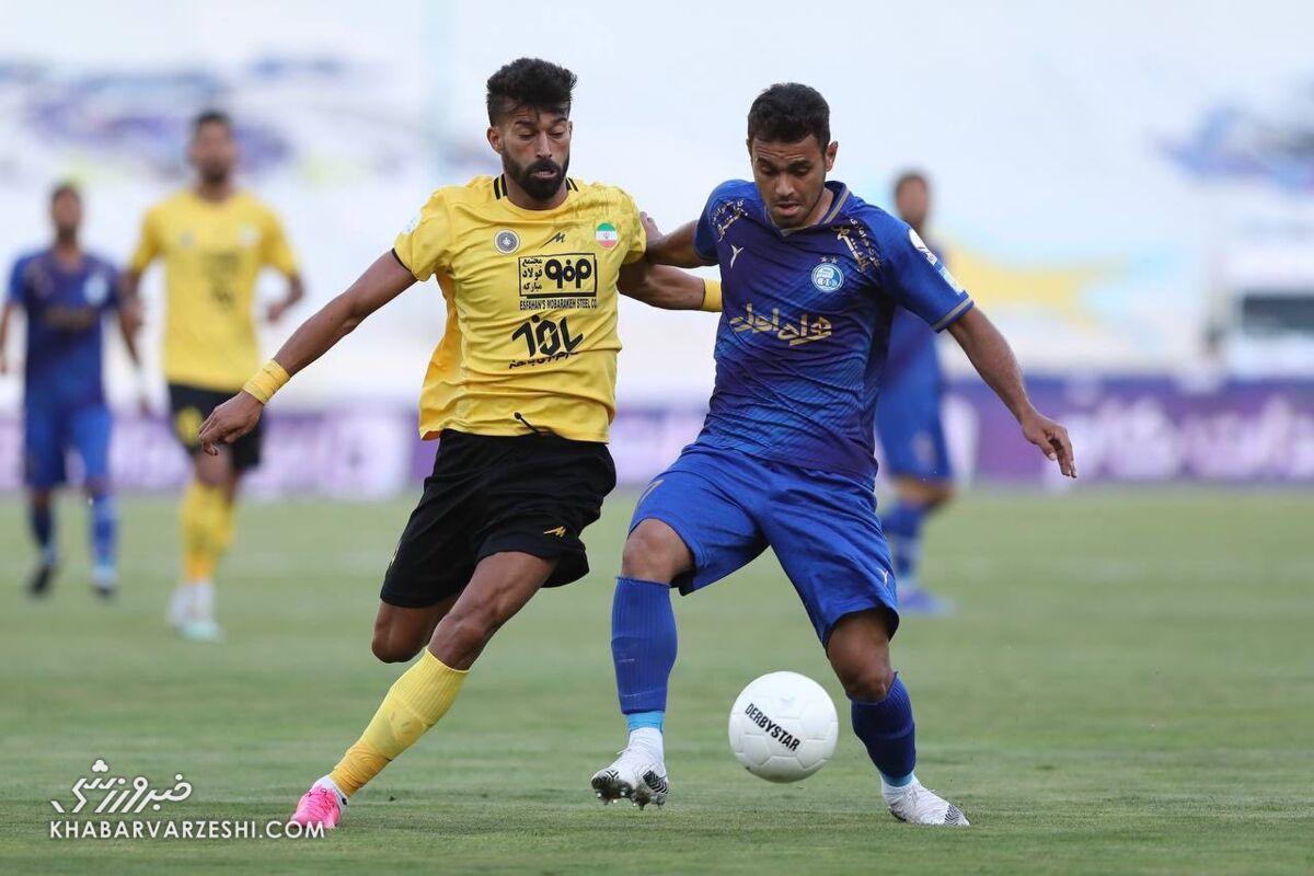 استقلالی‌ها خواستار بازگشت ستاره سابق شدند/ ضعف بزرگ آبی‌ها و شکست برابر سپاهان