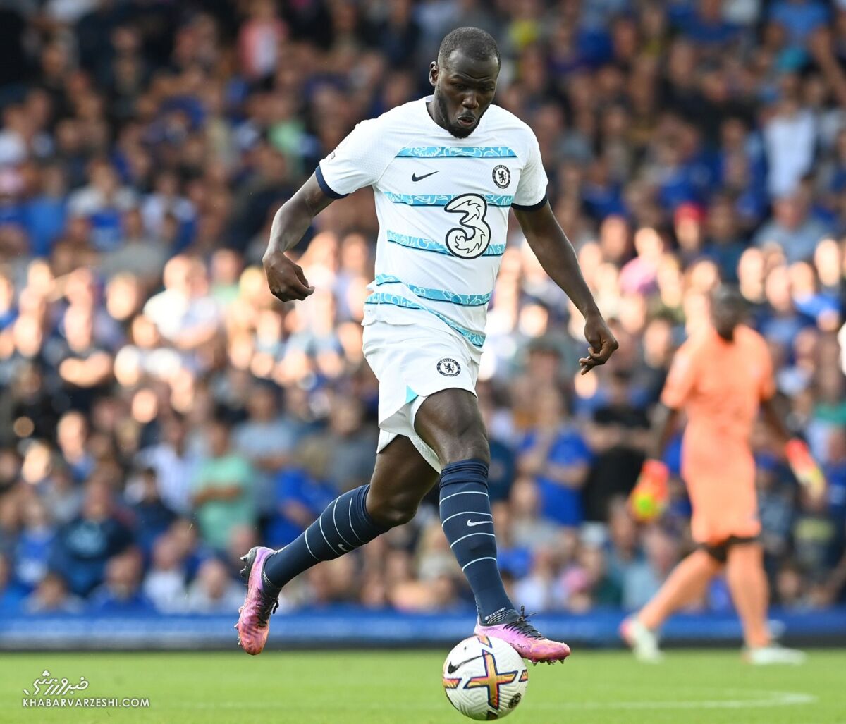 داستان بازیکنی سختکوش و فروتن که الگوی شهرستان محل تولدش شد/ از بازی بر روی بتن تا رسیدن به پیراهن آبی