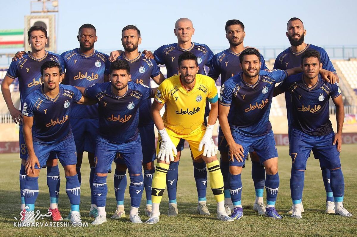 حضور بانوان انگیزه بازیکنان استقلال را بیشتر می کند/ تیم ساپینتو از این مسابقه به بالای جدول برمی گردد