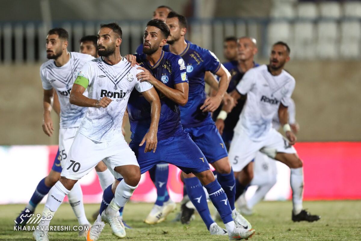 چرا ساپینتو بازیکن ۱۰۰ میلیاردی اش را بازی نمی دهد؟/ لطفا یامگا را خفه نکنید؛ بگذارید نزدیک دروازه باشد/ او یادش رفته که هوادار استقلال نیست