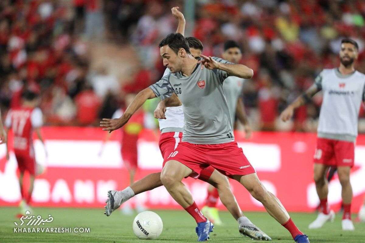 تیم ها برای مساوی گرفتن از پرسپولیس به تهران می آیند/ فولاد خوزستان خیلی بسته بازی کرد/ ۴ تیم در لیگ برتر مدعی قهرمانی هستند