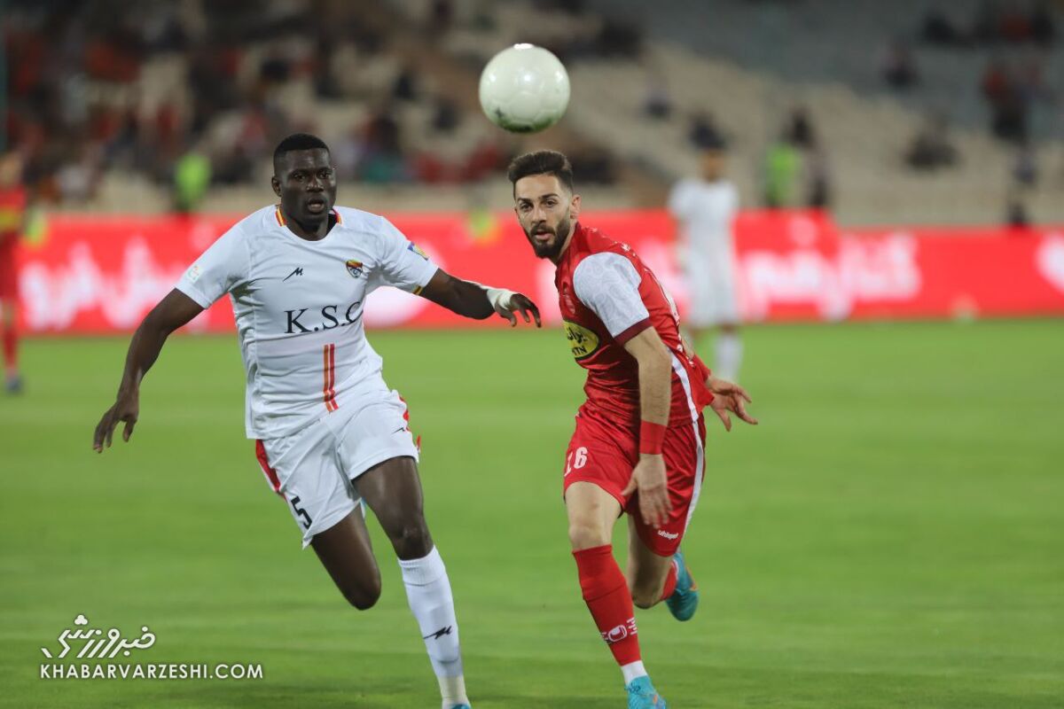 گزارش لحظه به لحظه پرسپولیس ۰ - فولاد ۰/ تیرک دروازه مانع گل اول سرخها گزارش لحظه به لحظه پرسپولیس ۰ - فولاد ۰/ تیرک دروازه مانع گل اول سرخها