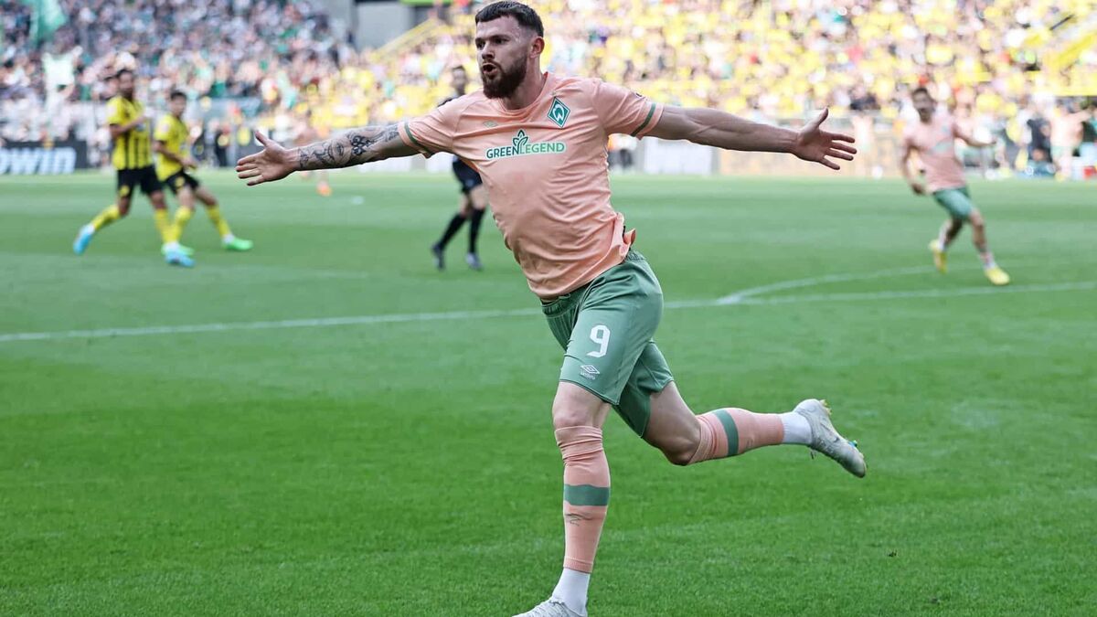 ویدیو| خلاصه بازی دورتموند - وردربرمن/ کامبک دراماتیک برمن در لانه زنبورها! ویدیو| خلاصه بازی دورتموند - وردربرمن/ کامبک دراماتیک برمن در لانه زنبورها!