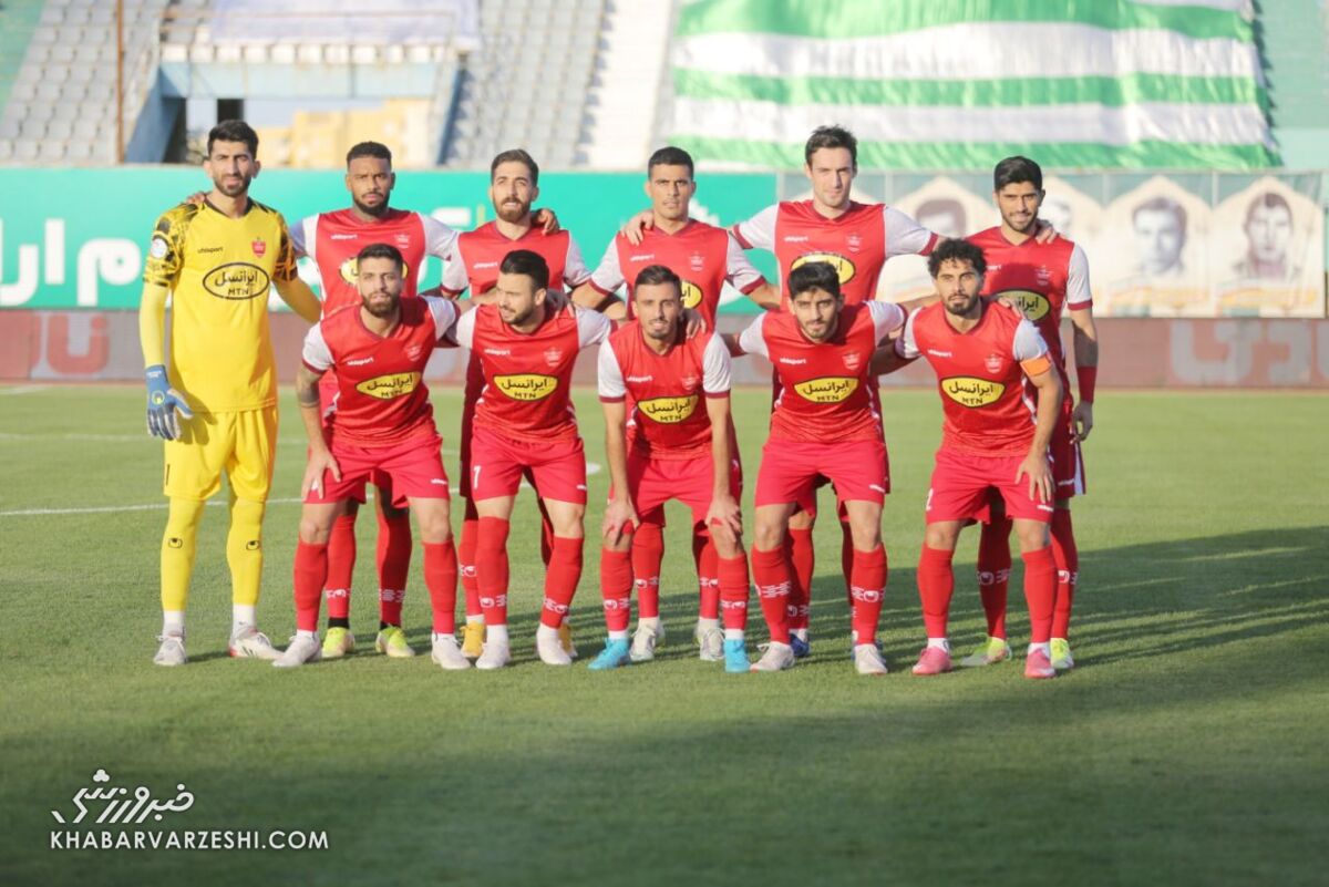 گزارش لحظه به لحظه پرسپولیس ۰ - صنعت نفت ۰/ سرخ ها به دنبال رسیدن به صدر