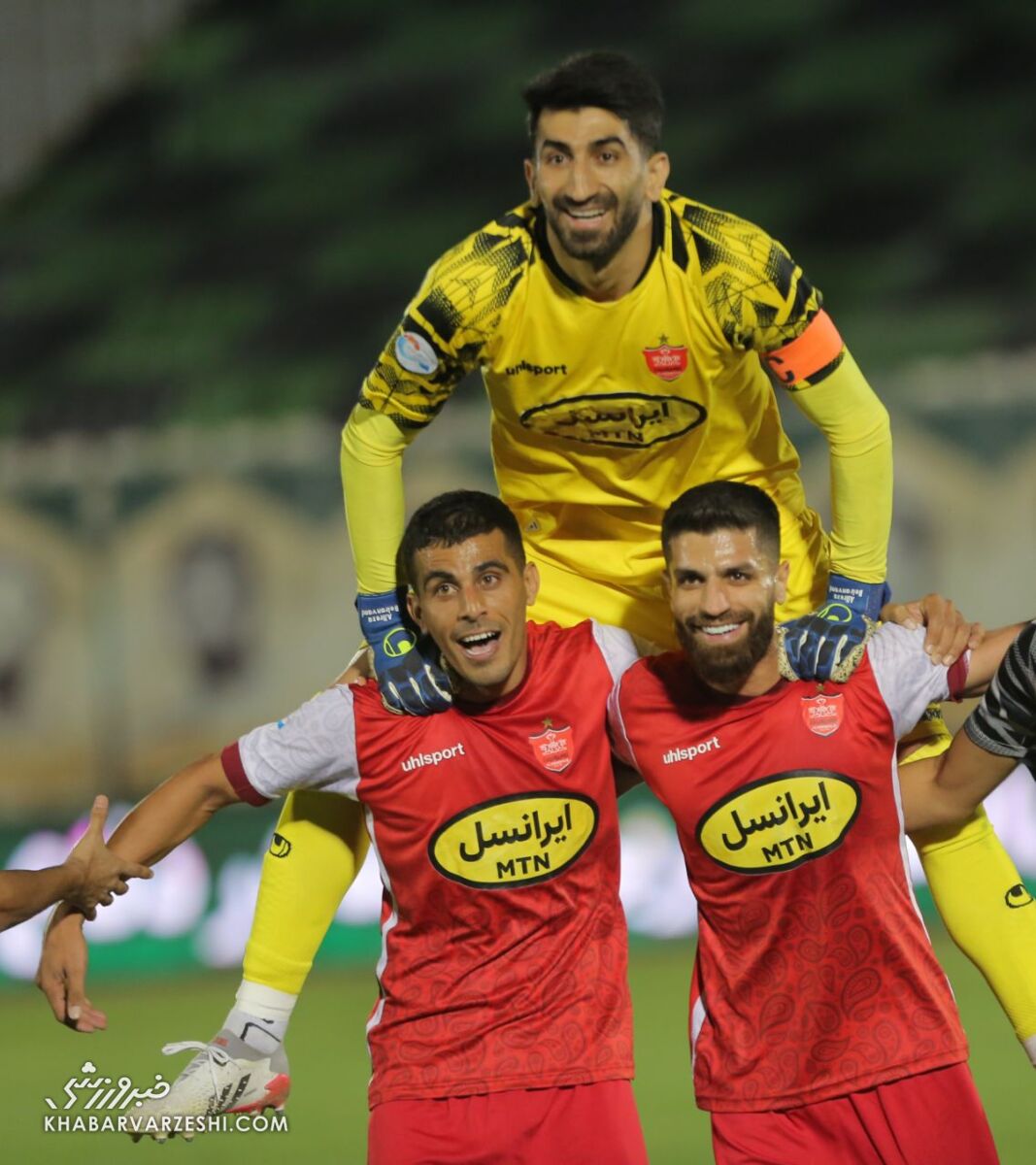 سهمیه ۵۰۰ بلیت برای بانوان باید حداقل ۴ برابر شود/ پرسپولیس اگر شانس داشت امروز در جدول کنار سپاهان بود!/ بحث گربه سیاه و این حرف ها نیست