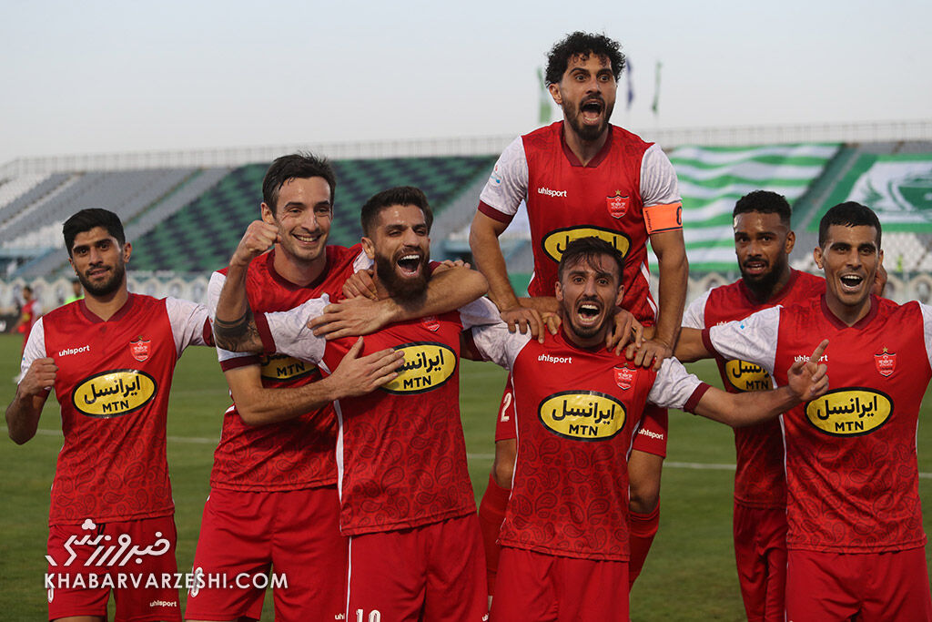 حضور دختران پرسپولیسی و استقلالی روی سکوها به فوتبال ایران کمک می کند/ به قول یحیی تیمی که می خواهد قهرمان شود نباید گل بخورد