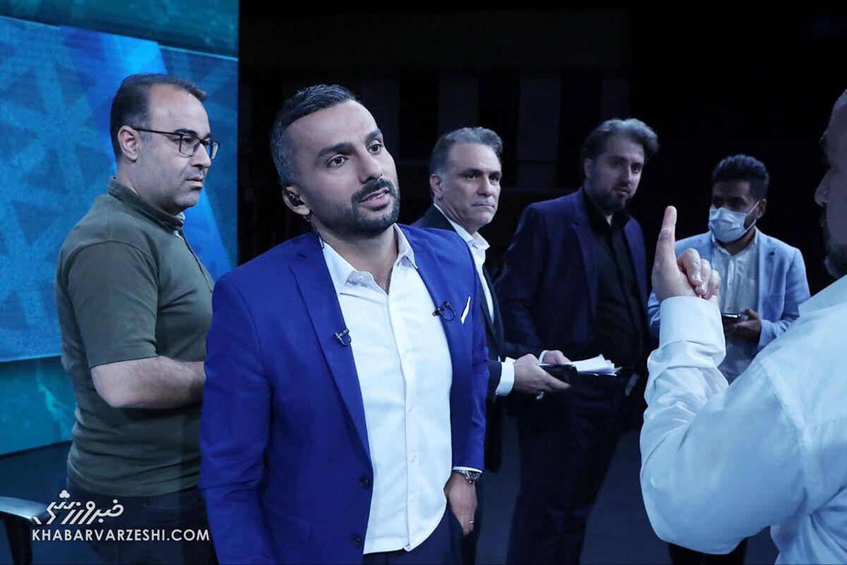 طعنه سنگین محمدحسین میثاقی به یک مقام کشوری/ مجری فوتبال برتر ادعای وزیر را زیر سوال برد