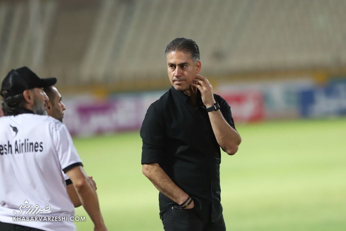 واکنش مطهری به اعتراض هواداران سرخپوشان/ این کلاس شما به درد لیگ انگلیس میخورد! واکنش مطهری به اعتراض هواداران سرخپوشان/ این کلاس شما به درد لیگ انگلیس میخورد!