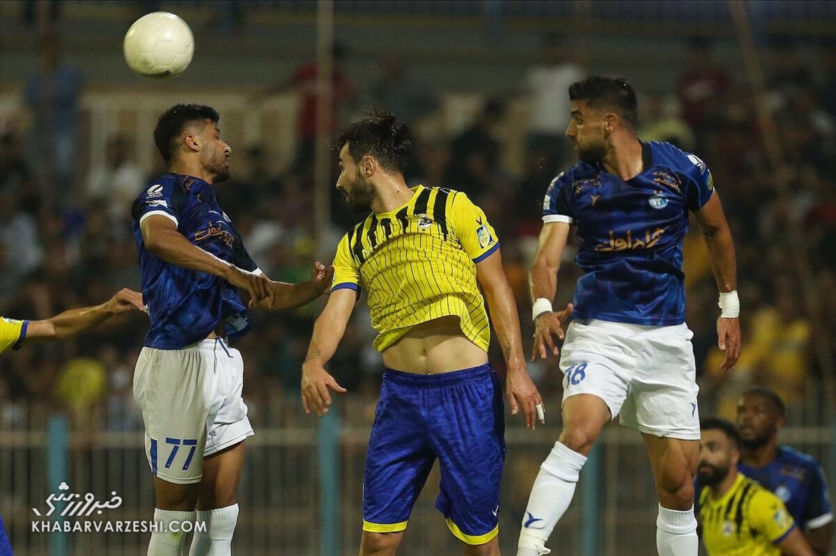 میخواهیم استقلال مثل قهرمان بازی کند/ چرا ساپینتو در چیدن ترکیب دلدل میکند؟/ این فوتبال در شأن مدافع عنوان قهرمانی لیگ نیست