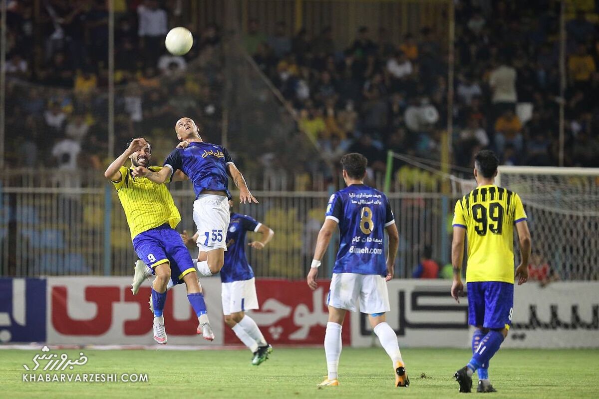 میخواهیم استقلال مثل قهرمان بازی کند/ چرا ساپینتو در چیدن ترکیب دلدل میکند؟/ این فوتبال در شأن مدافع عنوان قهرمانی لیگ نیست