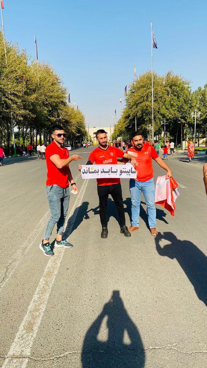 عکس| کنایه پرسپولیسیها به ساپینتو و استقلالیها در آزادی