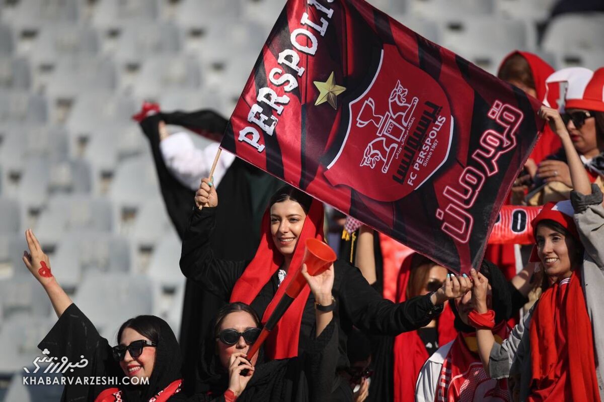 کاش جای دیاباته مهاجم کاذب میآوردیم!/ مدل فوتبال شیخ و لوکادیا مثل هم است/ قرار نیست بانوان روی تیم پرسپولیس تأثیرگذار باشند