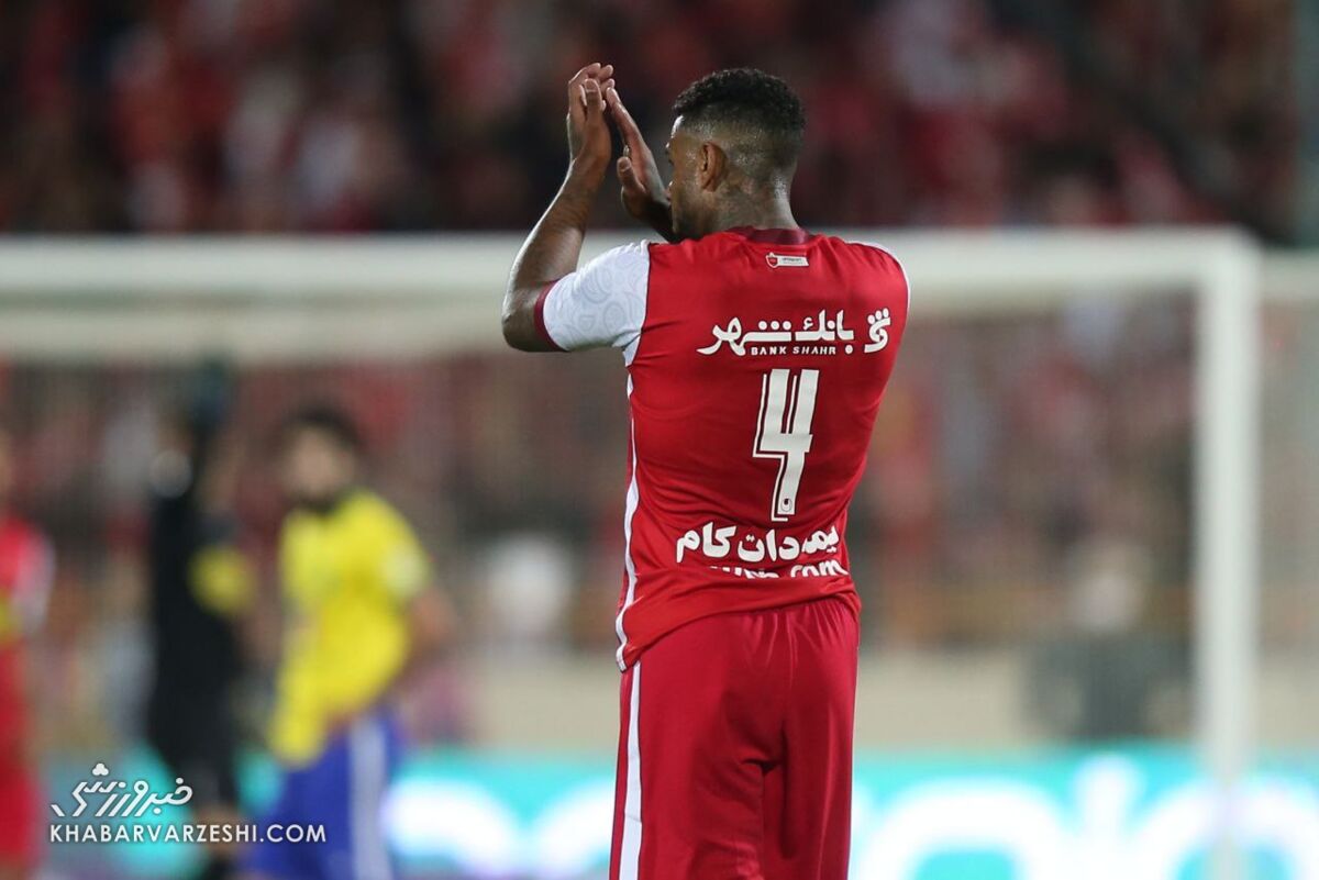 انتقاد مایلیکهن از هزینههای نجومی پرسپولیس/ استایل لوکادیا بیشتر شبیه بدنسازهاست تا فوتبالیست ها/ کی روش شانس آورد ترور نشد!