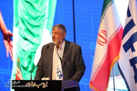 سیدمحمد پولادگر؛ رونمایی از کاپ قهرمانی جام‌جهانی در ایران