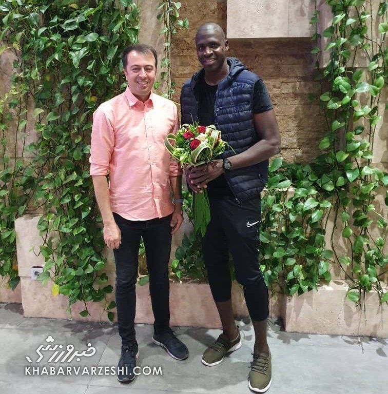 عکس| بمب نقل و انتقالاتی پرسپولیس در آستانه انفجار/ شیخ دیاباته وارد ایران شد