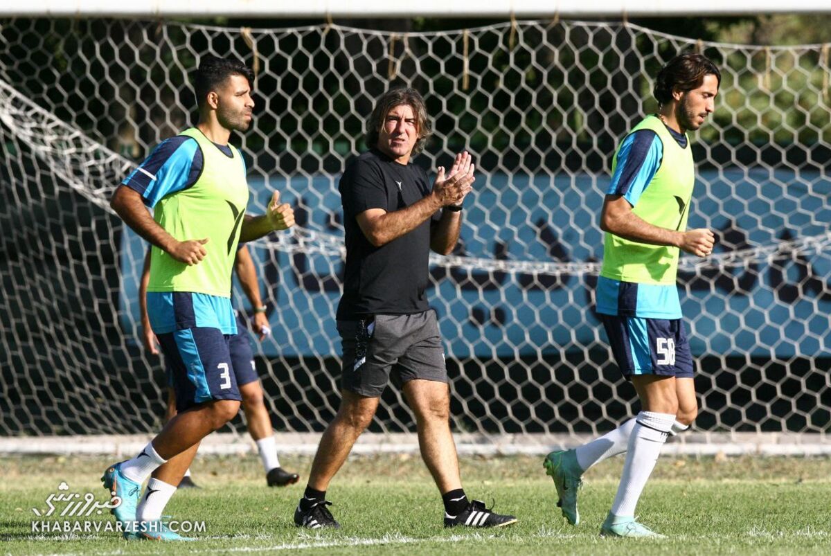 عکس | بازگشت بازیکن جنجالی و مهاجم شاکی به جمع استقلالیها