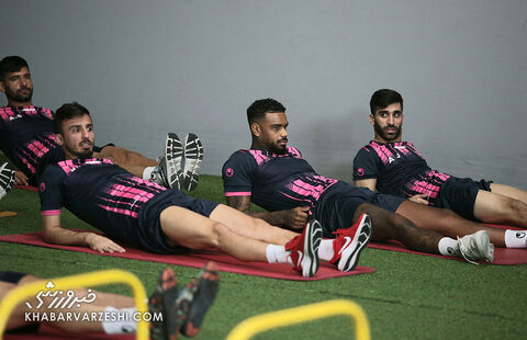 یورگن لوکادیا و سعید صادقی؛ تمرین پرسپولیس در سالن (11 شهریور 1401)