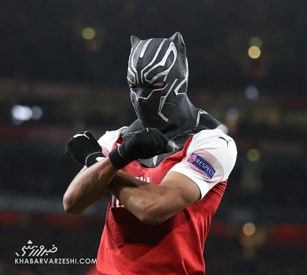 تصاویری از نقابهای جالب و جذاب یک ستاره؛ از اسپایدرمن تا بتمن و بلکپانتر/ اثرات یک حمله مسلحانه در تمرین آبیها