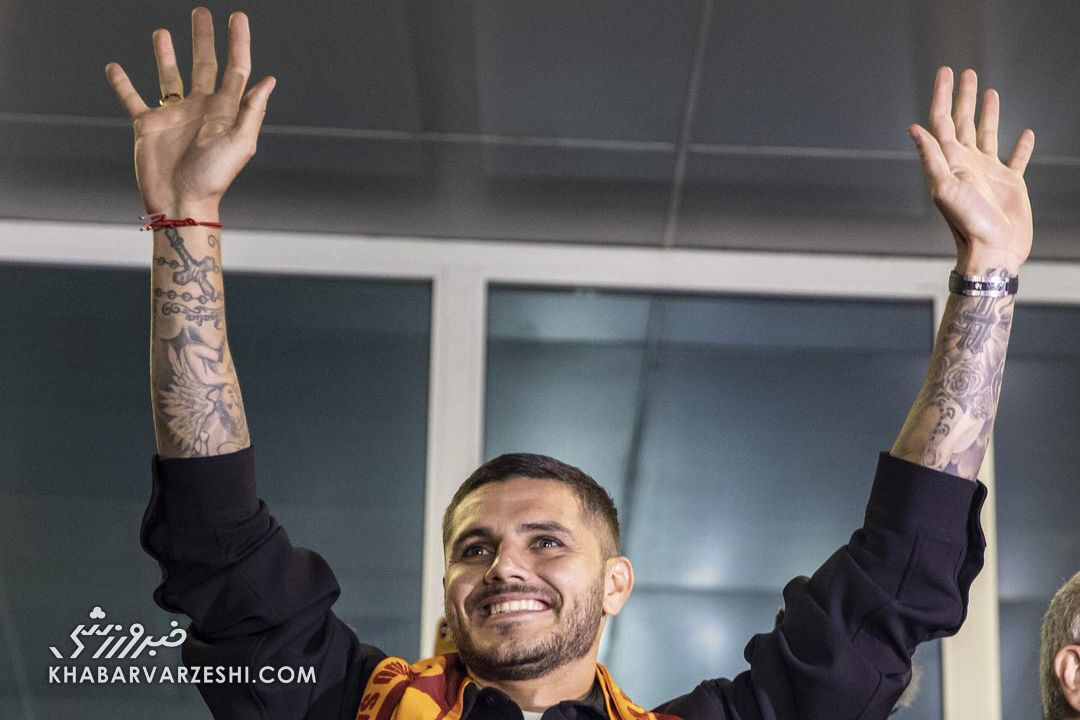 عکس| استقبال پرشور از جانشین مهدی طارمی/ ستاره پرحاشیه در نزدیکی ایران