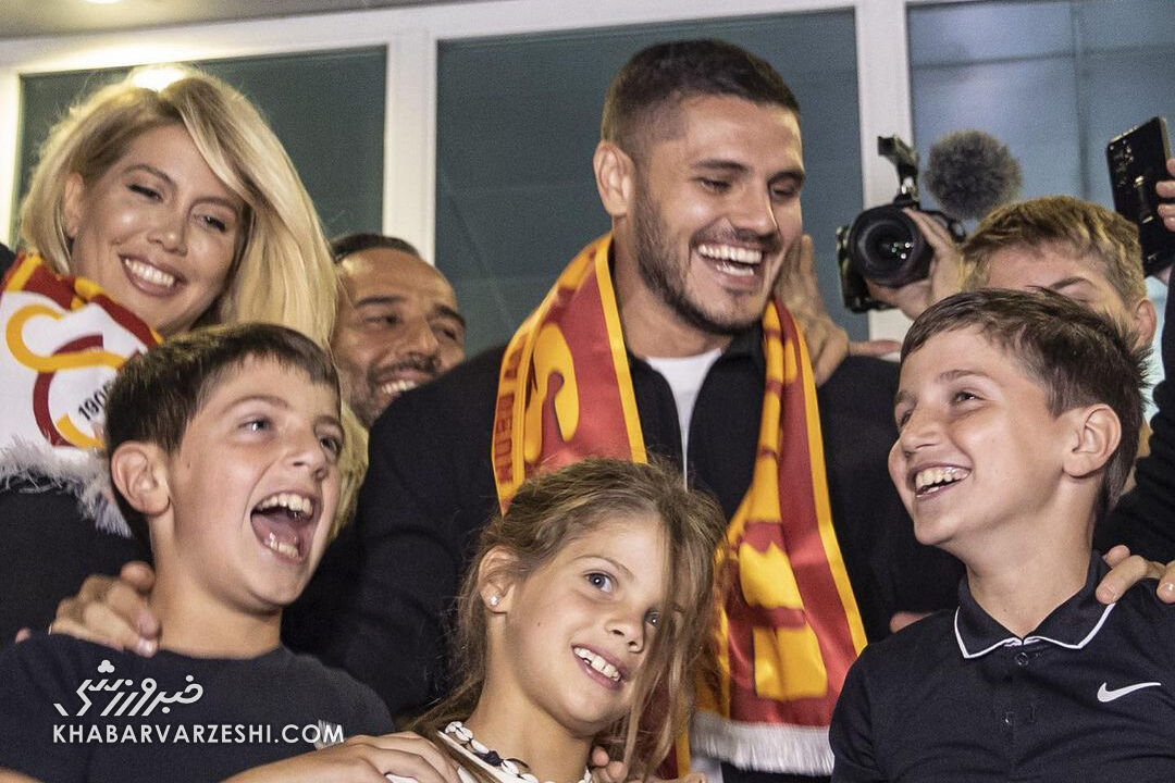 عکس| استقبال پرشور از جانشین مهدی طارمی/ ستاره پرحاشیه در نزدیکی ایران