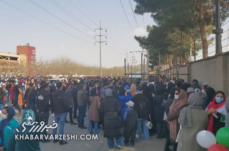 نامه هشدارآمیزی که تاج را نگران کرد/ برگزاری بازی تیم ملی در مشهد اشتباه بود/ فیفا فقط ۶ روز مهلت داد! نامه هشدارآمیزی که تاج را نگران کرد/ برگزاری بازی تیم ملی در مشهد اشتباه بود/ فیفا فقط ۶ روز مهلت داد!
