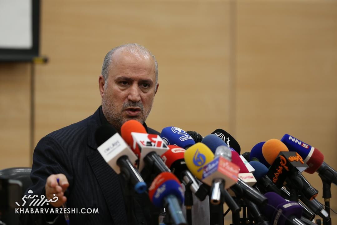 تاج: یک مربی خارجی به ایران میآید/ دستیاران سرمربی تیم ملی مشخص شدند