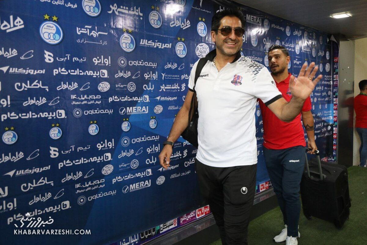 درویش دیگر چکار باید بکند؟ / حرکت سریع پرسپولیس در نقلوانتقالات دشمنانش را فعال کرد! درویش دیگر چکار باید بکند؟ / حرکت سریع پرسپولیس در نقلوانتقالات دشمنانش را فعال کرد!