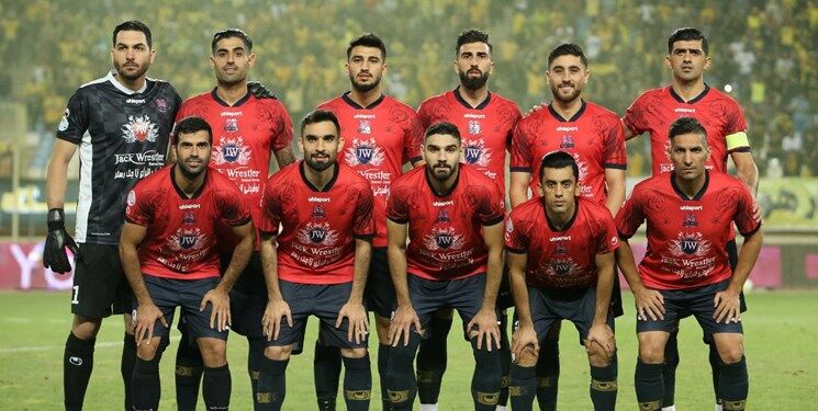 گزارش لحظه به لحظه؛ استقلال ۰ - نساجی۰