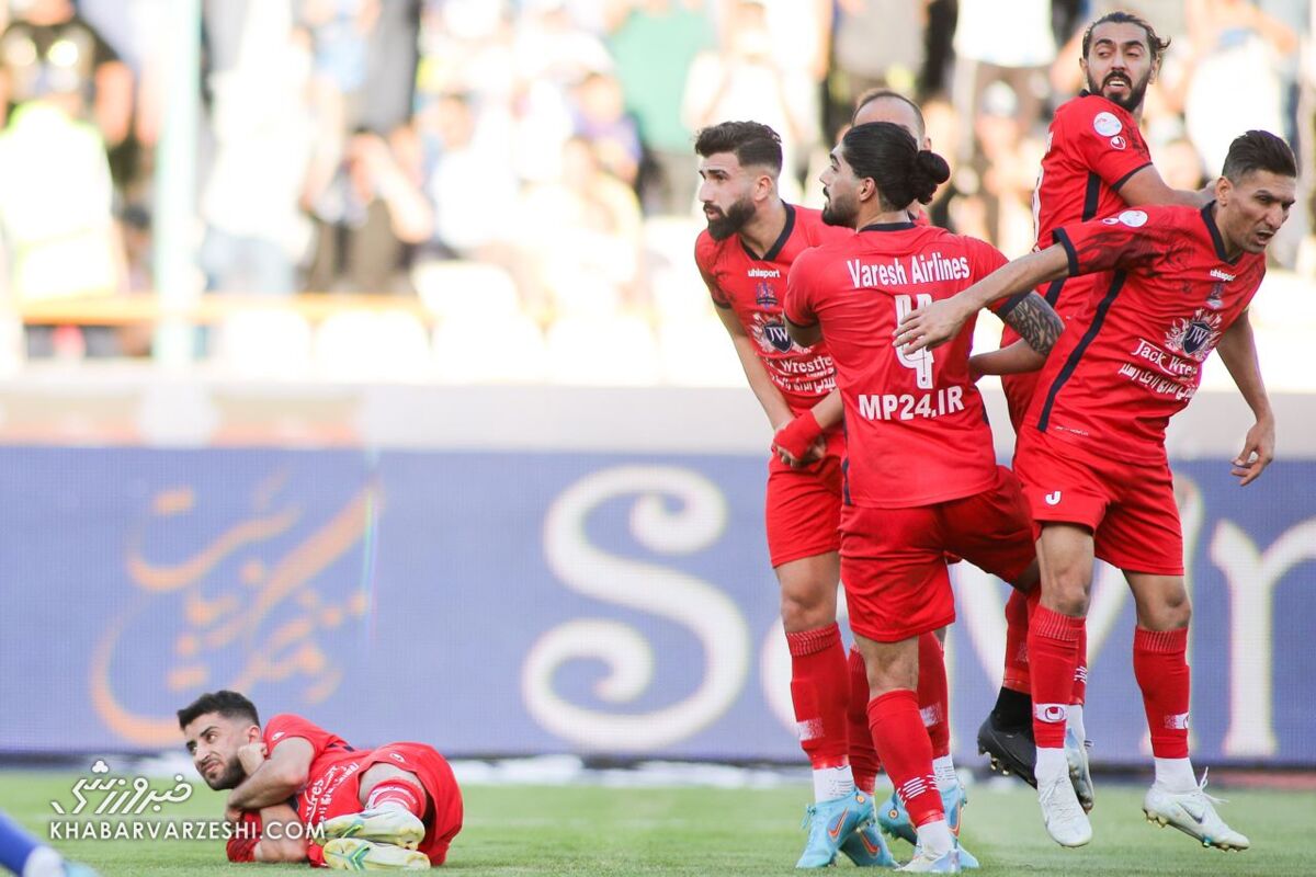 گل گهر ۰  - نساجی ۱/ ژنرال در خانه صدر را از دست داد