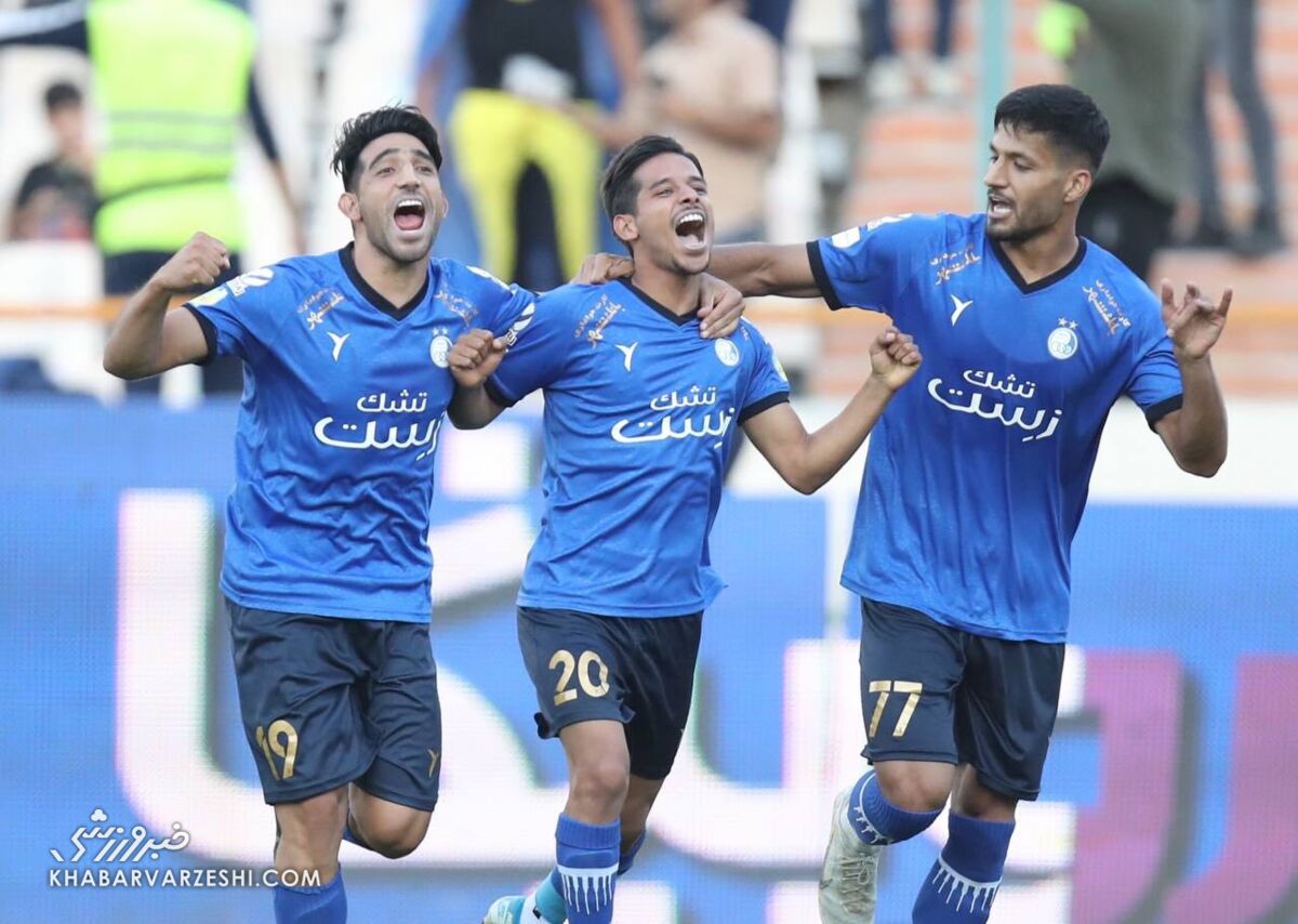 ساپینتو تازه فهمید نباید عجولانه قول قهرمانی میداد/ استقلال از نبود این آقا لطمه خورد!/ هیجان زیادی خوب است ولی نه برای داور و حریف!